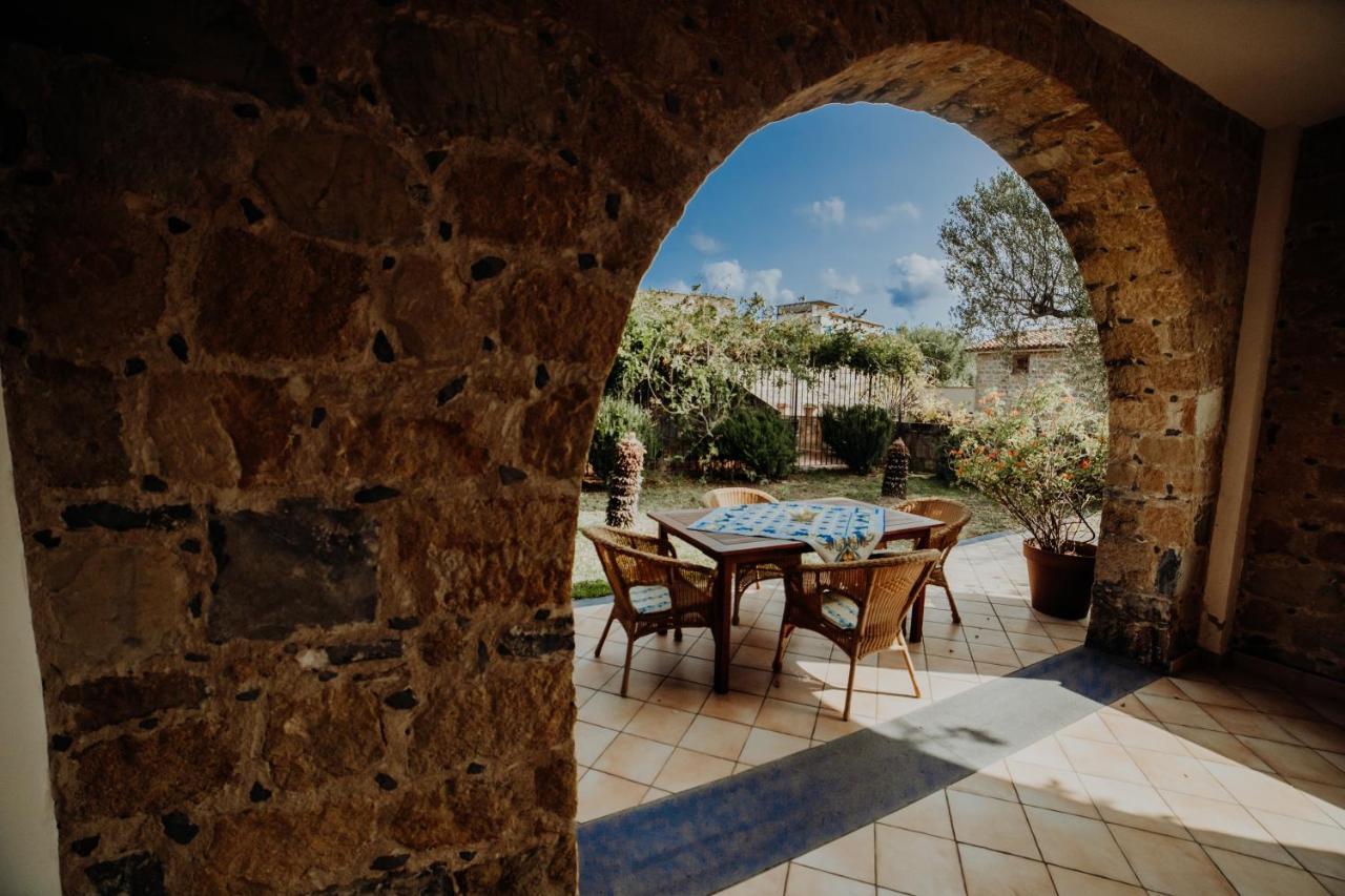 Residenza Golfo Degli Ulivi Aparthotel Caprioli Exterior photo