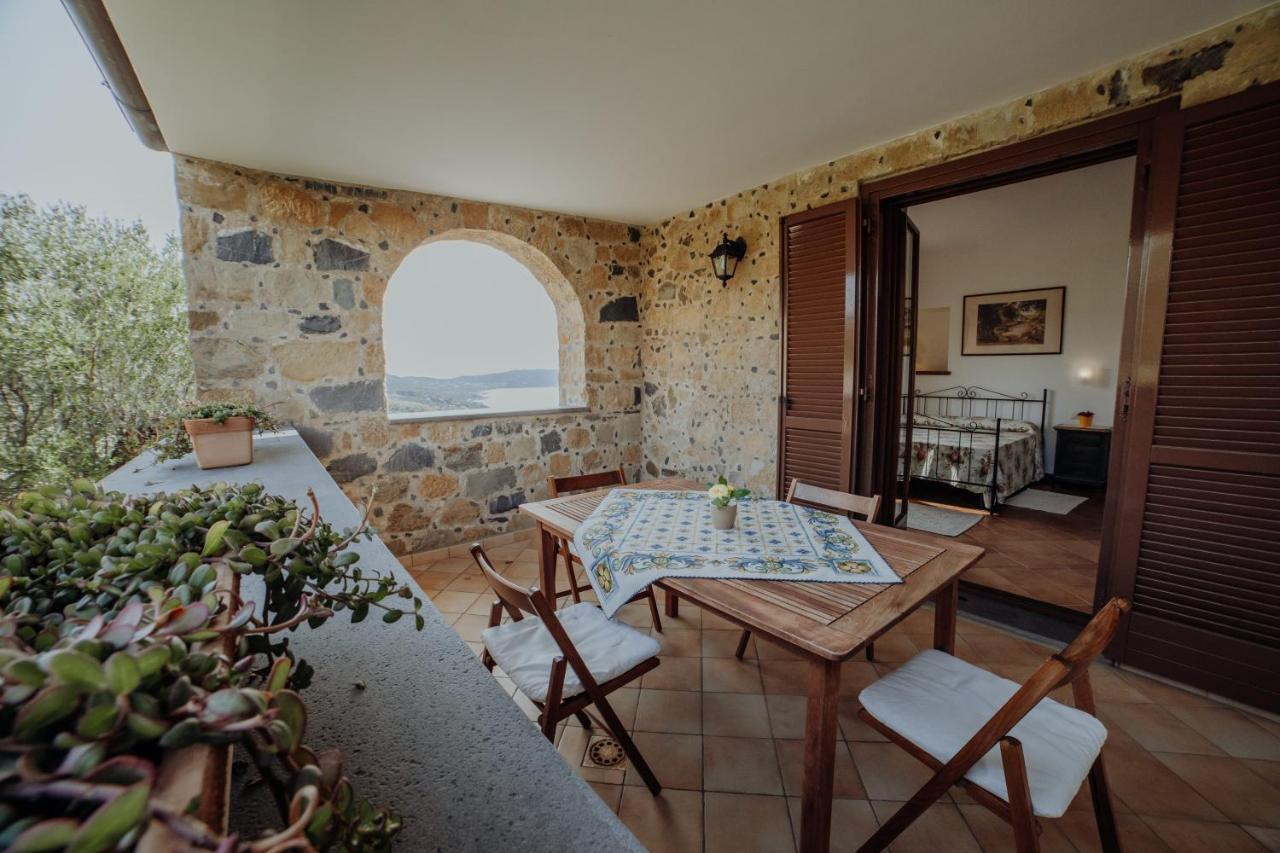Residenza Golfo Degli Ulivi Aparthotel Caprioli Exterior photo